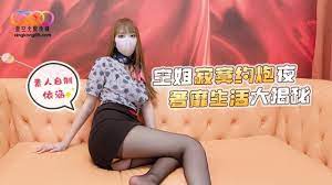 饥渴空姐深夜约炮 黑丝制服骑乘位疯狂榨汁 淫水四溅高潮不断