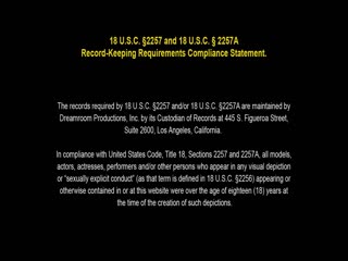 10mu-桌子下的奶嘴瘾女人 尾嶋みゆき