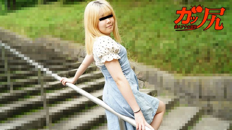 【10musume_101723_01】上杉ちひろ 萝莉蜜桃尻任你玩！极品翘臀变众人飞机杯 硬到想直接开操！