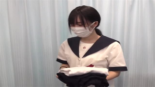 变态医生诊室偷窥实录，隐秘视角刺激到窒息！