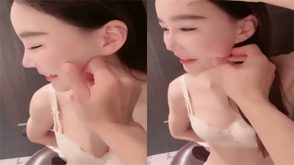 白皙苗窕美乳小姐姐和狼友激情啪啪.